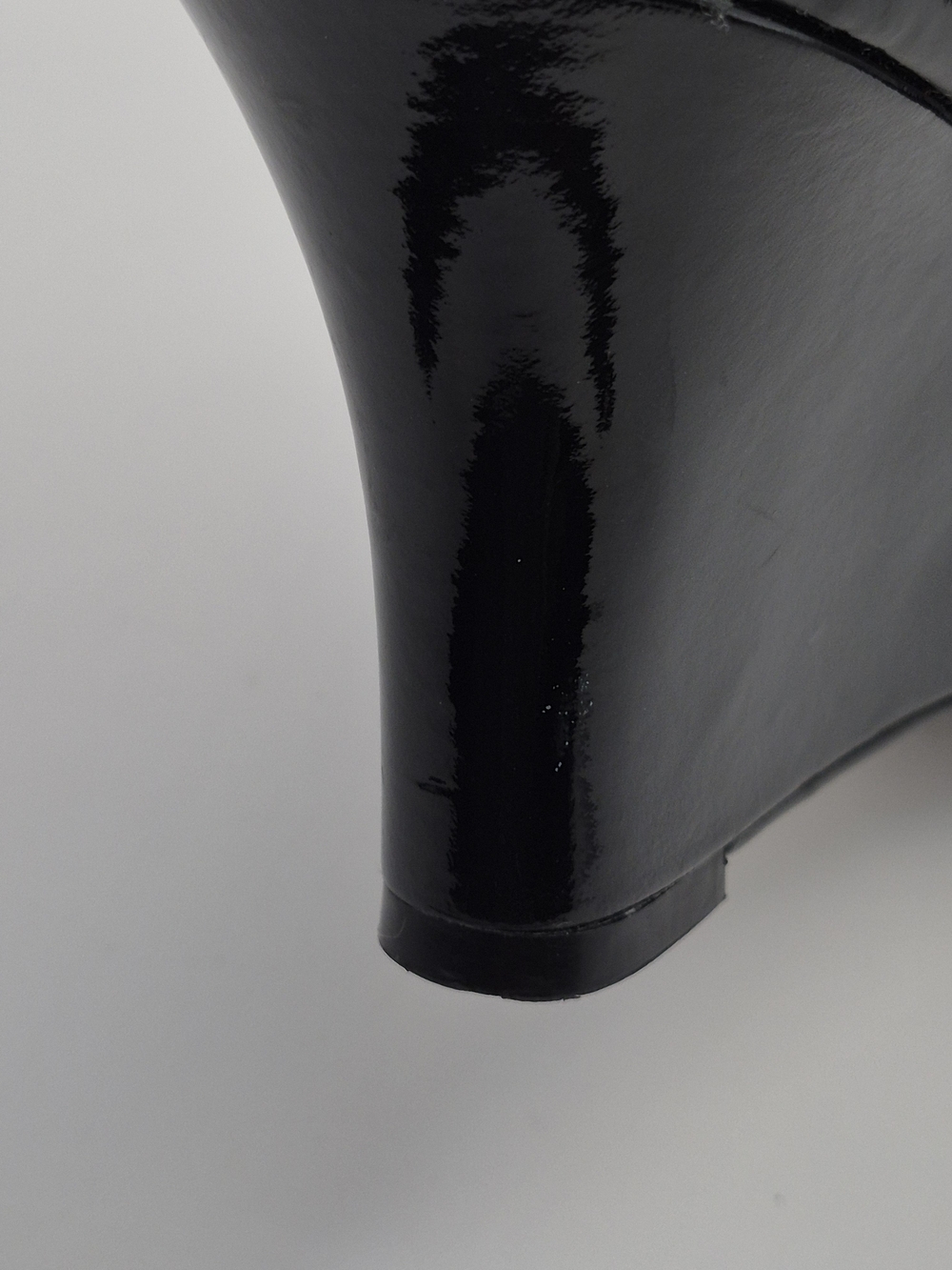 Cole Haan GRAND.OS Black Patent Leather Peep Toe Wedge Pumps Size 8.5B